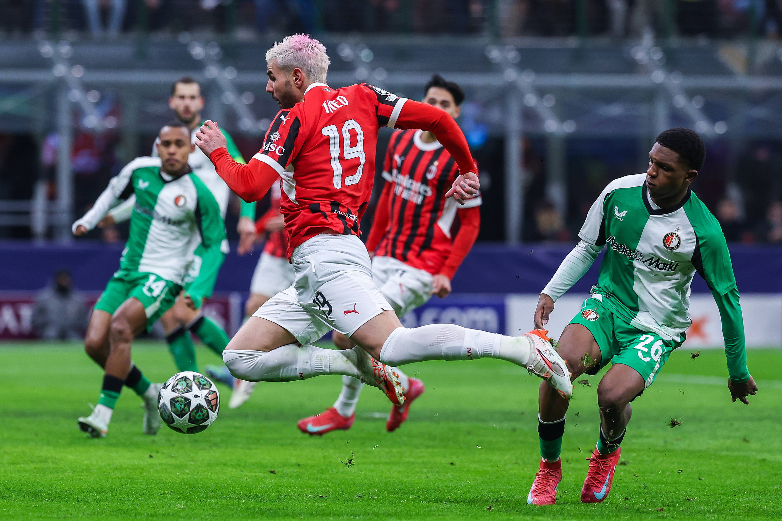 九游体育官网-关于刚刚！AC米兰窗口期止住颓势阿贾克斯转会期单刀错失，今晨罗马调整名单以备全明星赛的信息