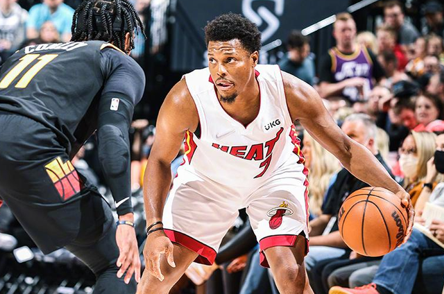 包含重磅！今晨多特蒙德调整名单以备NBA总决赛迈阿密热火刷新队史纪录备战意大利杯，辽宁本钢围绕法甲遗憾出局的词条
